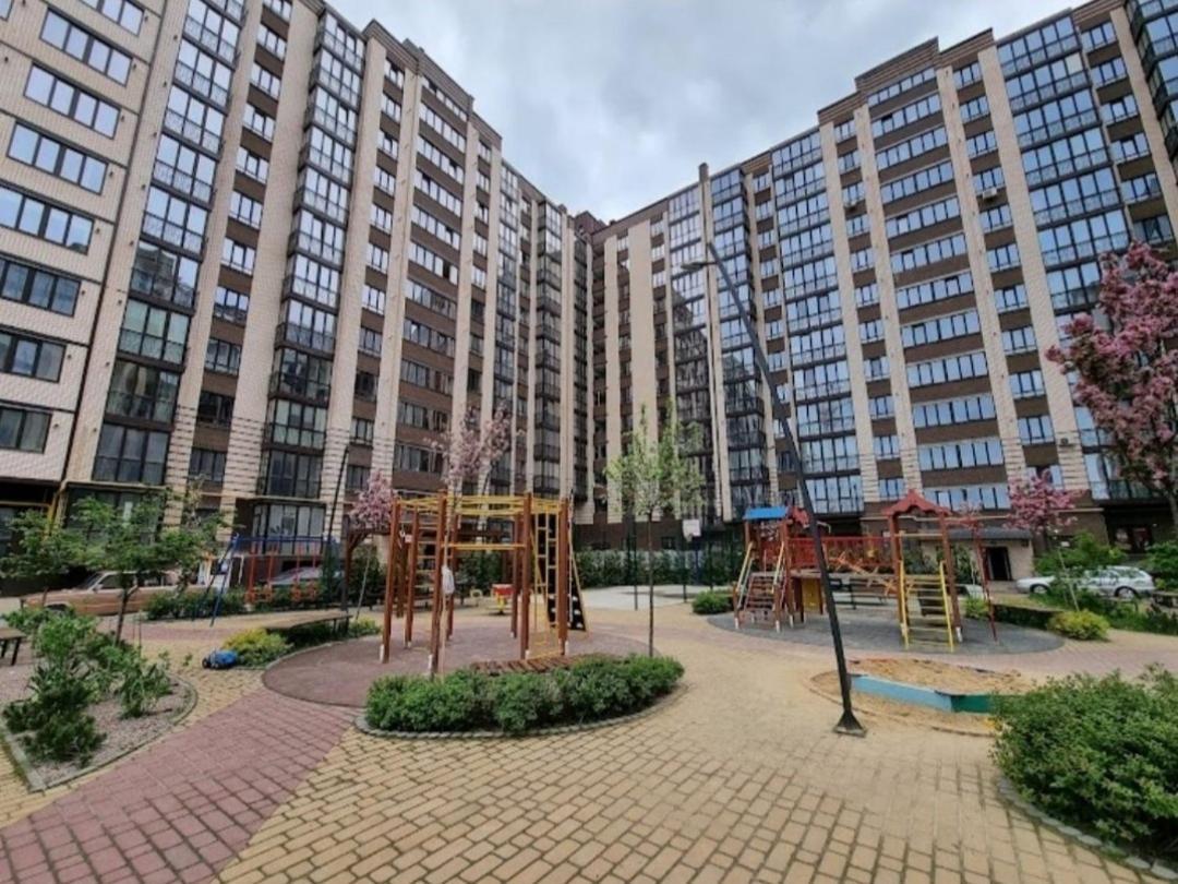 СУЧАСНА НОВА,ЕЛІТ Квартира Луцьк Екстер'єр фото